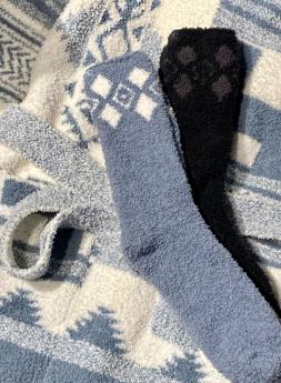 BDWCC20682 CC womens Aztec Sock set