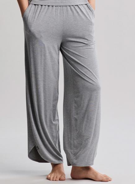 カーブヘム クロップ丈パンツ バンブージャージー