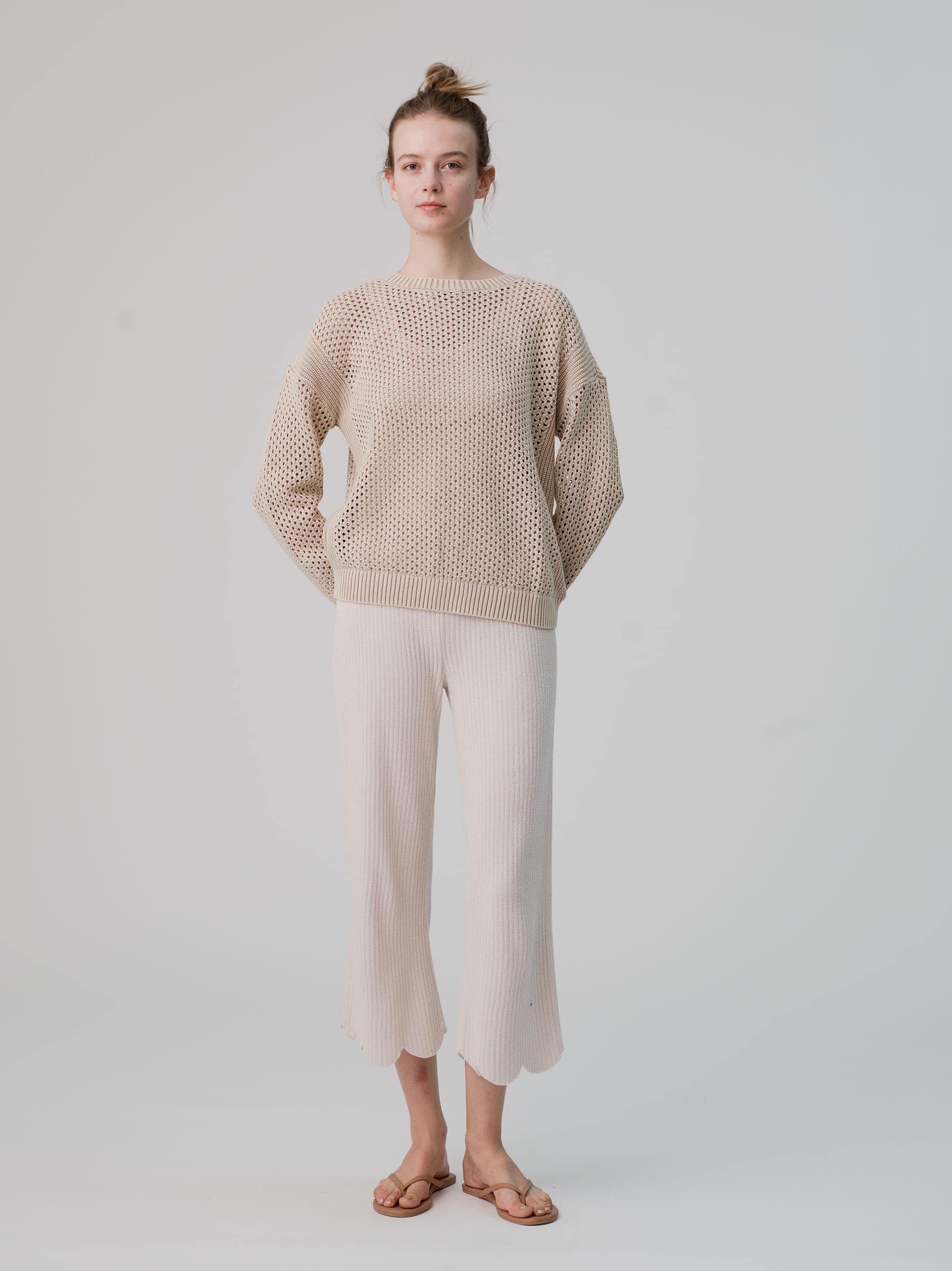 beige